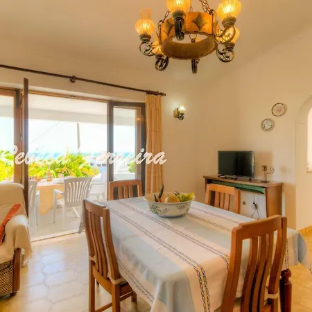 Villas2go2 Meia Praia Дом отдыха *